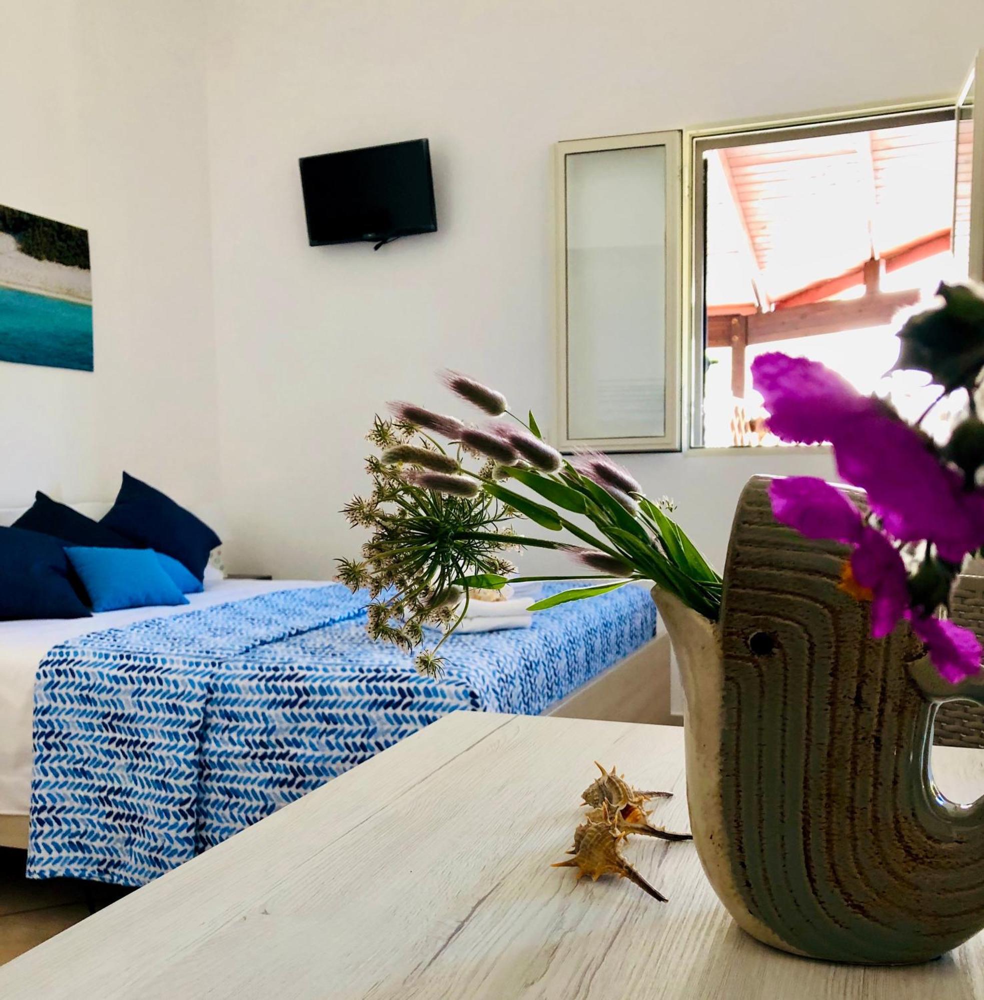 B&B Vento Del Mare San Pietro in Bevagna Exterior photo