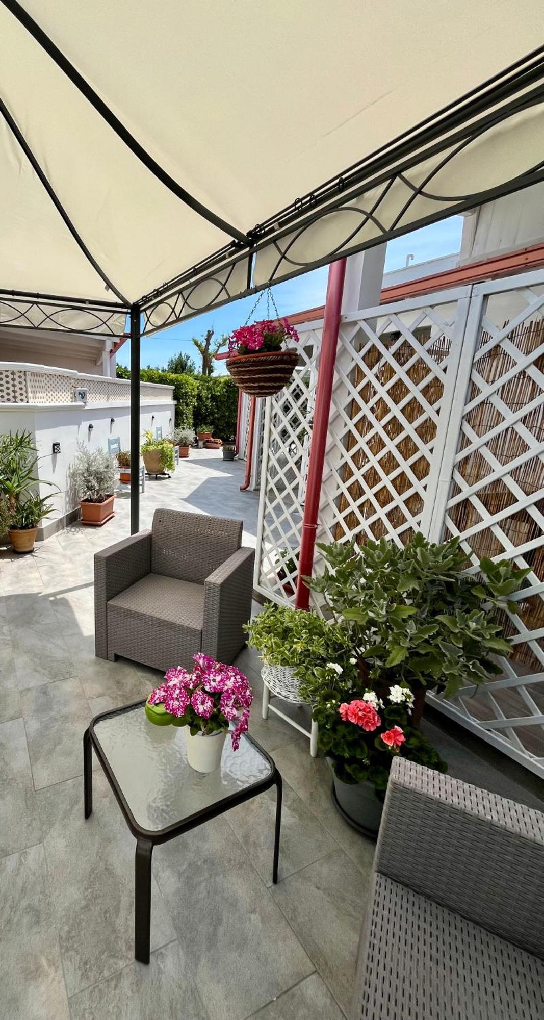 B&B Vento Del Mare San Pietro in Bevagna Exterior photo